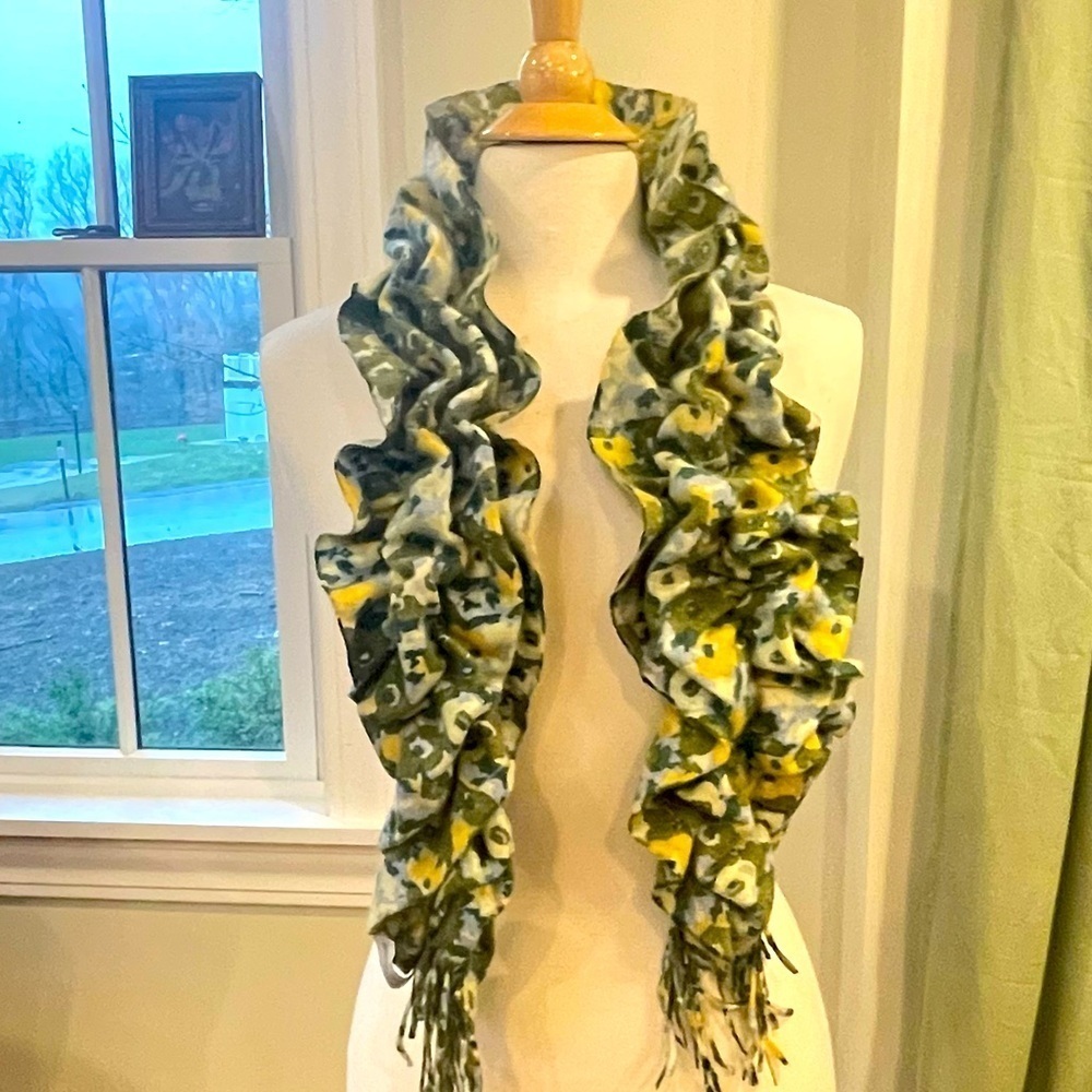 Sayami Cashmere Scarf Floral Ruched Made in Italy